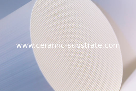 खरीदें Alumina Honeycomb Ceramic Catalyst Substrates Thin And Custom online manufacture
