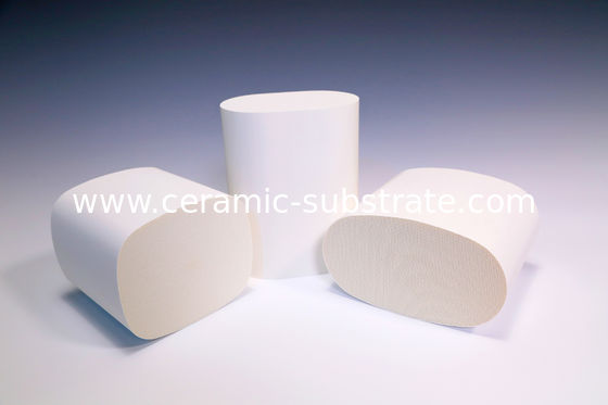 खरीदें Cellular Cordierite Honeycomb Ceramic / Catalyst Supports White online manufacture