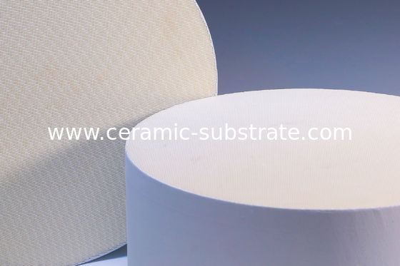 खरीदें Industrial SCR Honeycomb Ceramic Filter Round And White online manufacture