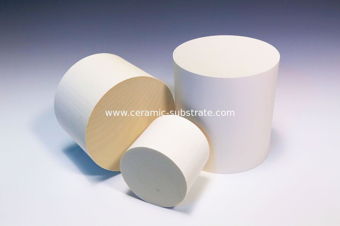 Catalyst Support Cordierite Honeycomb Ceramic White For TWC